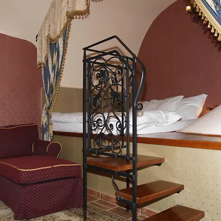 Hotell U Zlateho Lva Havlíčkŭv Brod